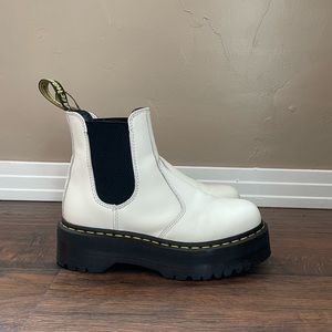 womens chelsea platform doc martens
